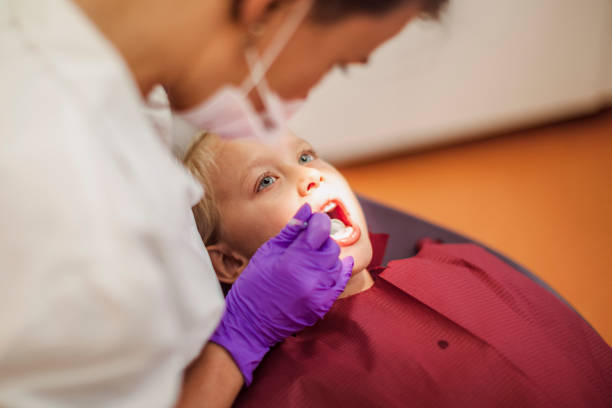Best Dentist for Tooth Abscess  in Bernie, MO